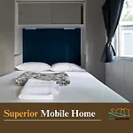 Κάμπινγκ New In Village *