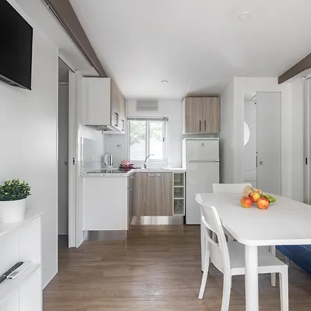 New In Village Campsite Cesenatico