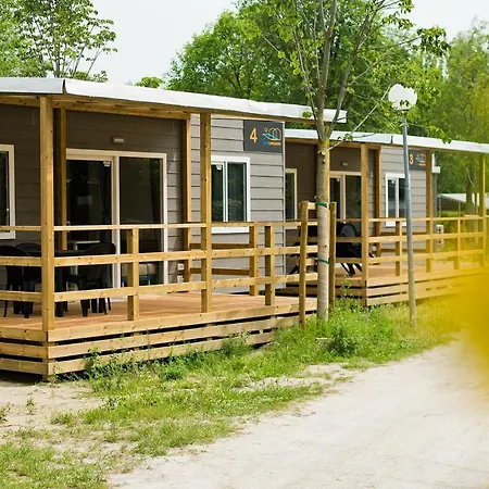 New In Village Campsite Cesenatico