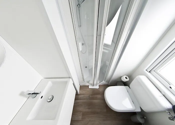 New In Village Κάμπινγκ