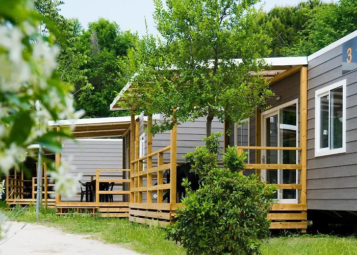 New In Village Parque de Campismo